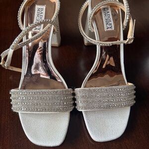 Badgley Mischka Ivory Heels
